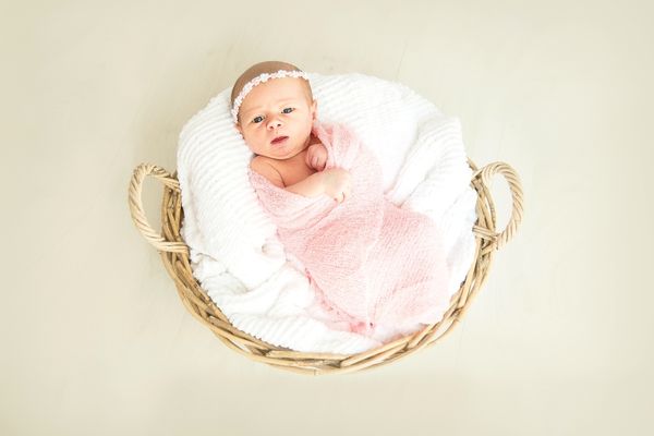 Bebek Gelişimi, Doğum Sonrası 12 Aylık Bebek Gelişim Evreleri