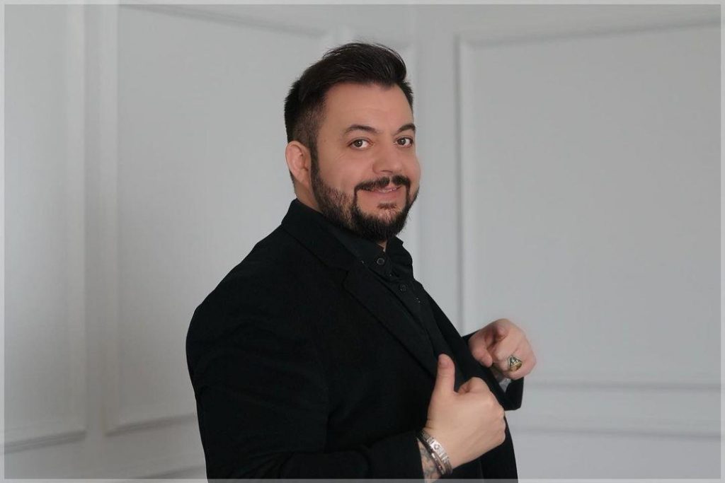 Hüseyin Kağıt Kimdir? – herdembilgiler