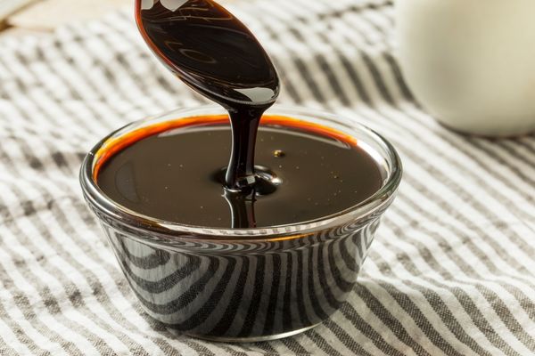 Melas Nedir? Faydaları, Zararları, Nasıl Kullanılır?