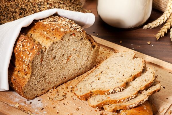 Tam Tahıllı Ekmek Kalorisi, Faydaları, Kilo Aldırır Mı?