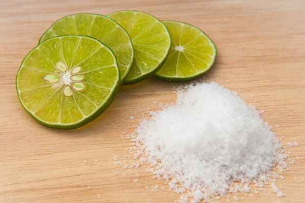 Limonlu Tuzun 8 Mucizevi Faydası, Kullanımı