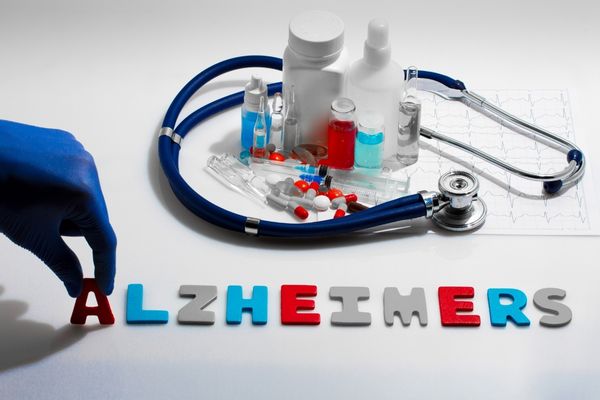 alzheimer belirtileri