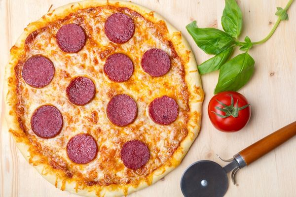 Pepperoni Nedir? Hangi Etten, Nasıl Yapılır?