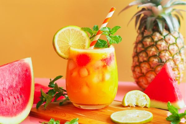 Ananas Suyunun 10 Süper Faydası, Ne İşe Yarar?
