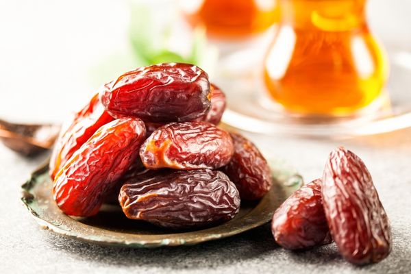 Medine Hurması Faydaları, Fiyatları, Nasıl Kurutulur?