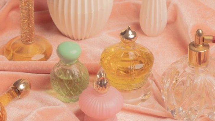 Kolonya, Parfüm, Deodorant Orucu Bozar Mı?