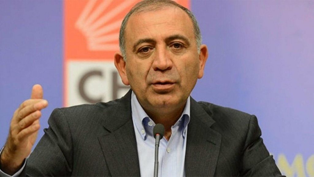 Gürsel Tekin Kimdir? – herdembilgiler