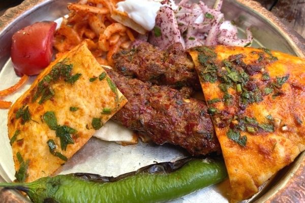 sıralı kebap antalya menüsü