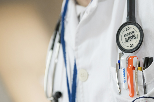 baldır ağrısı için hangi doktor