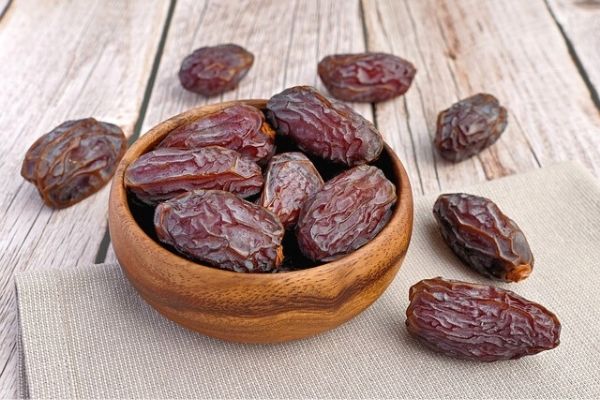 Taze, Kuru Hurma Kilo Aldırır Mı?