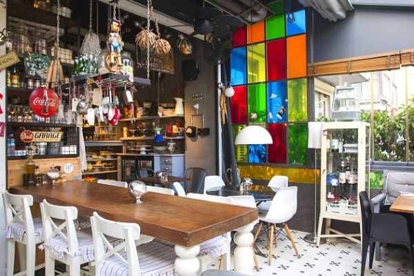 cafe cake house