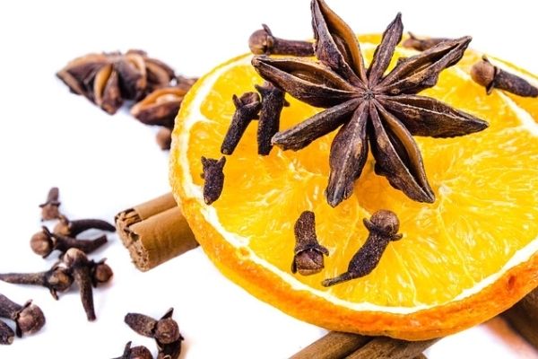 karanfilli su içmenin faydaları
