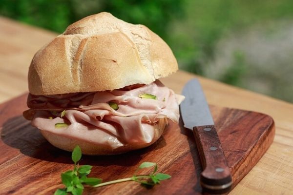 mortadella salamı