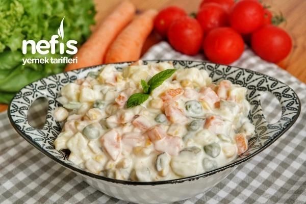 Rus Salatası ile Amerikan Salatası Arasındaki Fark Nedir?