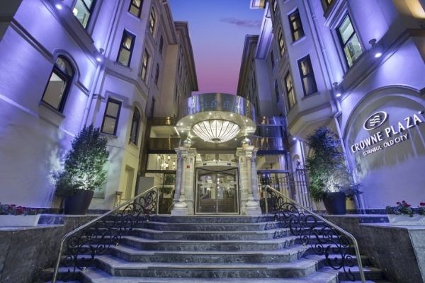 crowne plaza