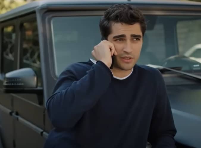 Yalı Çapkını Oyuncuların Kullandığı Araba ve Telefon Markaları