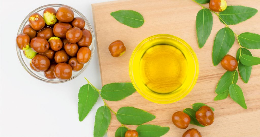 Jojoba yağının yüz, saç ve vücut için 10 faydası, kullanımı ve yan etkileri