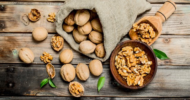 1 adet ceviz kaç kalori? 10 günde 5 kilo zayıflatan hurma- ceviz diyeti nasıl yapılır?