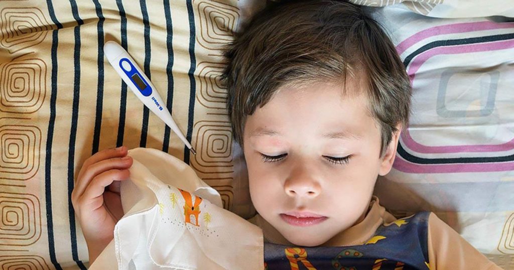 RSV (Süper Grip) bebekleri ve çocukları esir alıyor: İşte, 13 RSV virüsü belirtileri