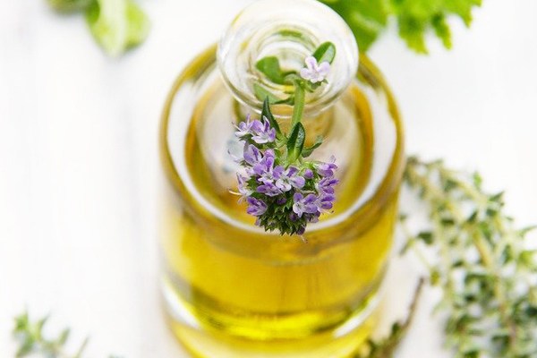 Kuyruk Sokumu Ağrısı Nasıl Geçer? Neden Olur? Evde Tedavi