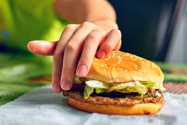 tıkınırcasına yeme bozukluğu tedavisi
