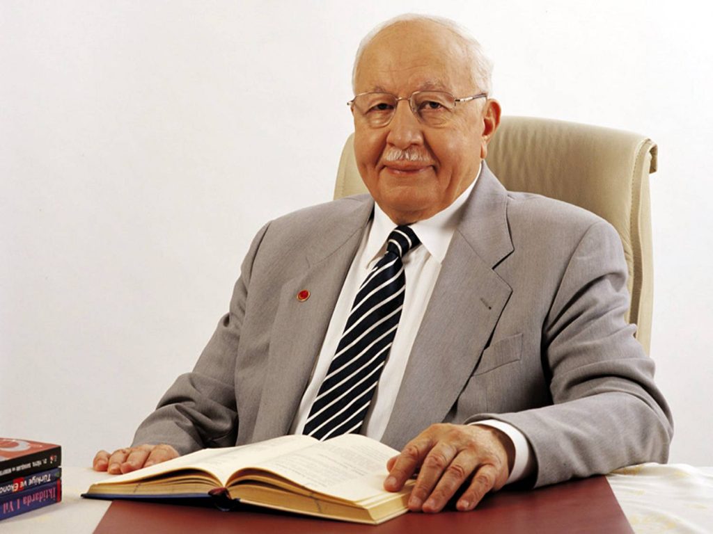 Necmettin Erbakan – herdembilgiler