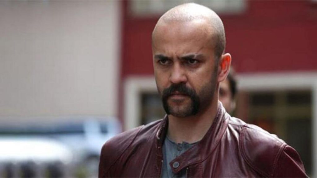 Sarp Akkaya – herdembilgiler