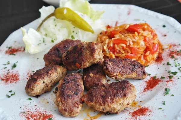 cevapi köftesi