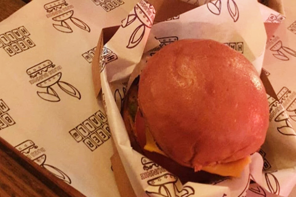 o la la burger beer hall