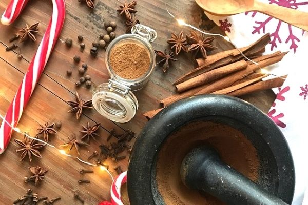 yenibahar baharatı hangi yemeklerde kullanılır