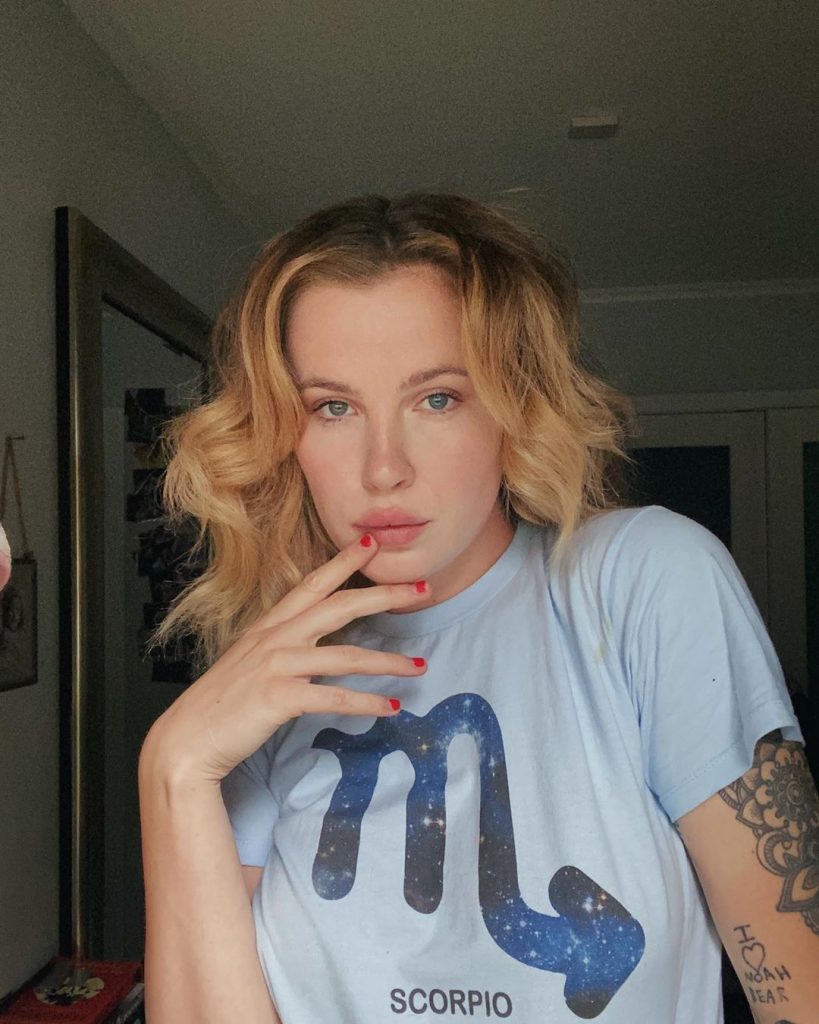 Ireland Baldwin – herdembilgiler