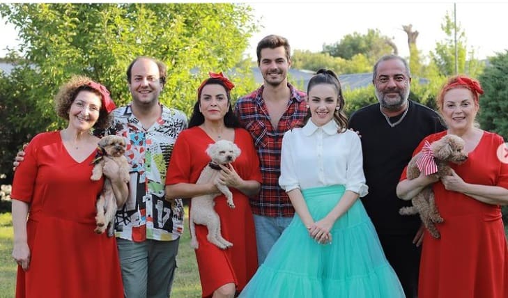 Üçüncü Gün Film Oyuncuları Konusu Vizyon Tarihi Çekildiği Yerler