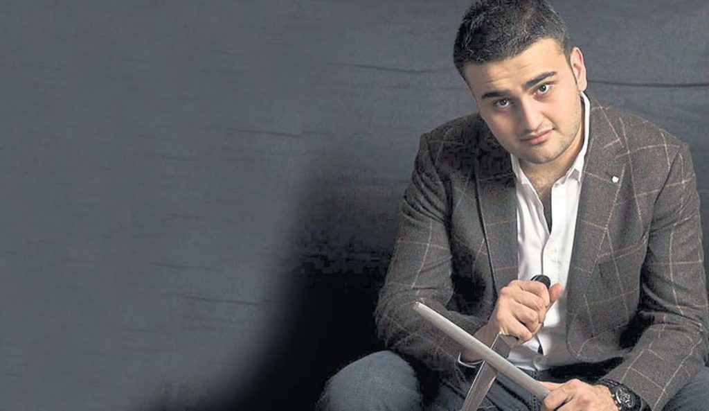 CZN Burak – herdembilgiler