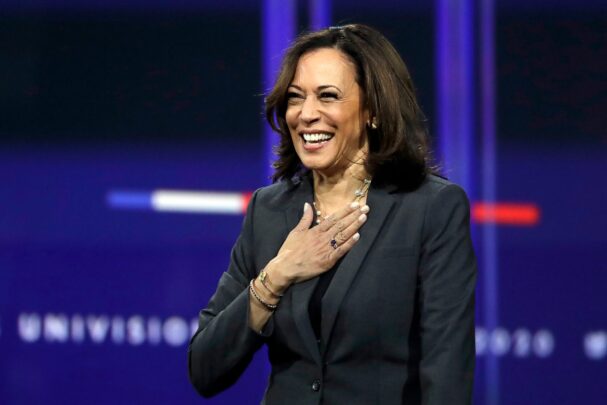 Kamala Harris – herdembilgiler
