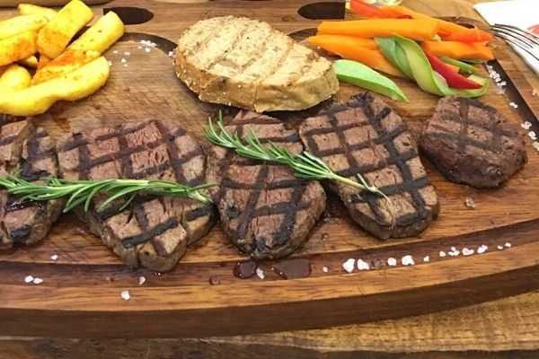 beeves burger steakhouse