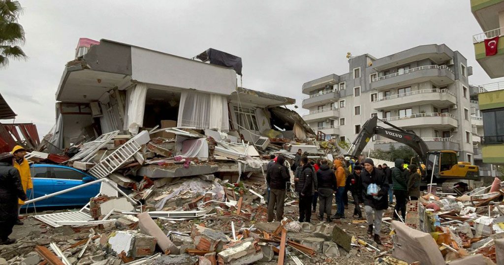 Deprem anında ve sonrasında, enkazda olanlar için hayat kurtaran en iyi 15 web sitesi
