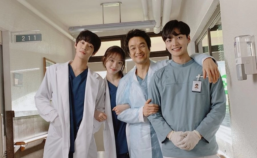 “Dr. Romantic 3” Dizisinin Fragmanı Yayımlandı » Güney Kore Sineması