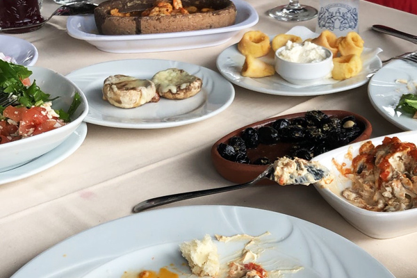 beyaz kayalar restoran mudanya