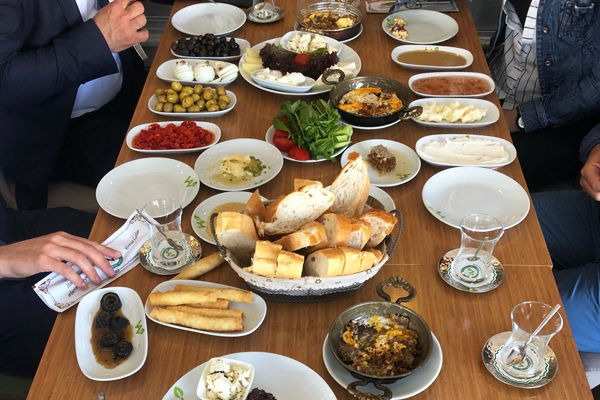 van kahvaltı sarayı nevşehir