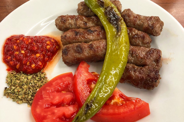 şöhretler köftecisi