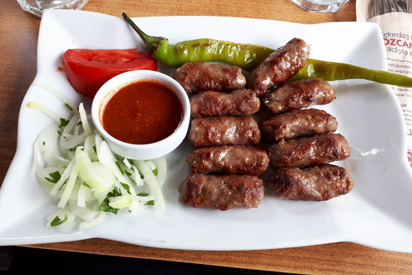 özcanlar köfte