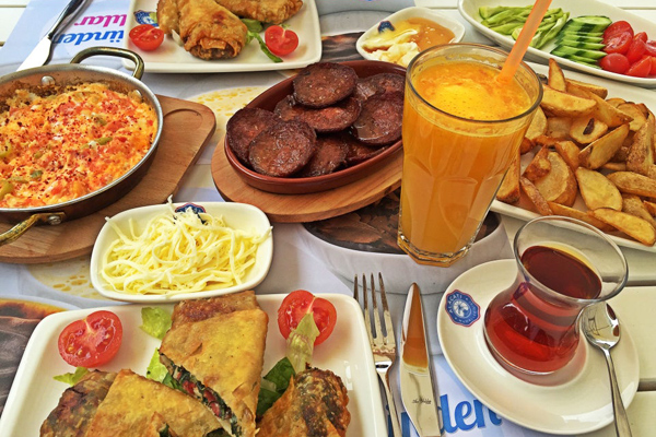 alaçatı muhallebicisi kahvaltı