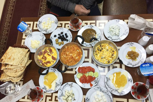 yeni imsak kahvaltı salonu