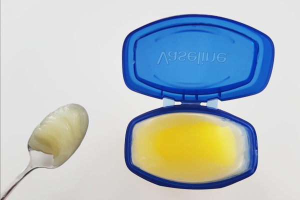 dudak nemlendiricisi nasıl yapılır