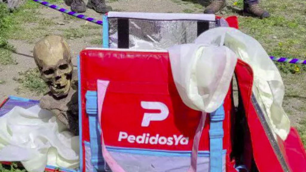 Peru’da mumya ile yaşayan adam tutuklandı…