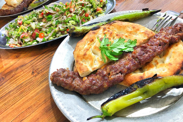 öz çakı kebap