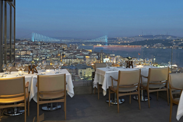 vogue restaurant