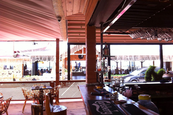 own cafe rize