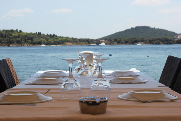 burgazada yasemin restaurant
