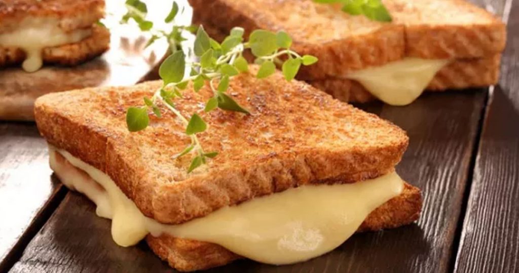 Tost kaç kalori? Kaşarlı, sucuklu, karışık… tost çeşitleri ve kalorileri